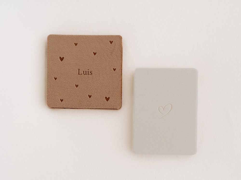 Personalisiertes Mini-Fotoalbum mit Namensprägung